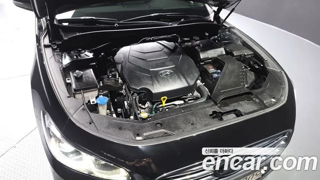 Hyundai Grandeur 2017 thumb 5