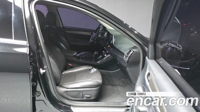Hyundai Grandeur 2017 thumb 10
