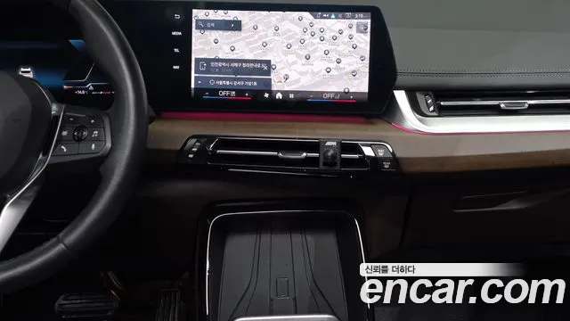 BMW 2-Series 2024 thumb 12