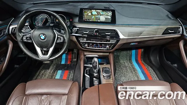 BMW 5-Series 2018 thumb 7