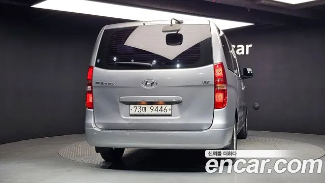 Hyundai Starex 2017 thumb 4