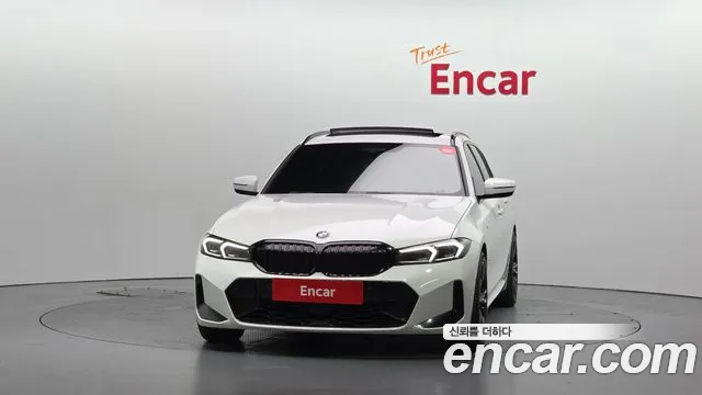 BMW 3-Series 2025 thumb 3