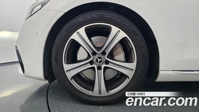 Mercedes-Benz E-Класс 2018 thumb 5