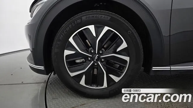 Kia EV6 2022 thumb 4