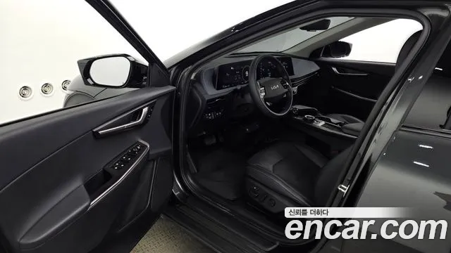 Kia EV6 2022 thumb 9