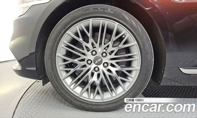 Genesis G90 2021 thumb 4