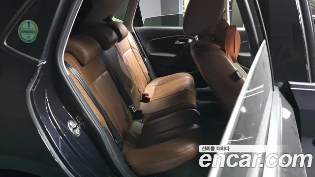 Volkswagen Polo 2015 thumb 11