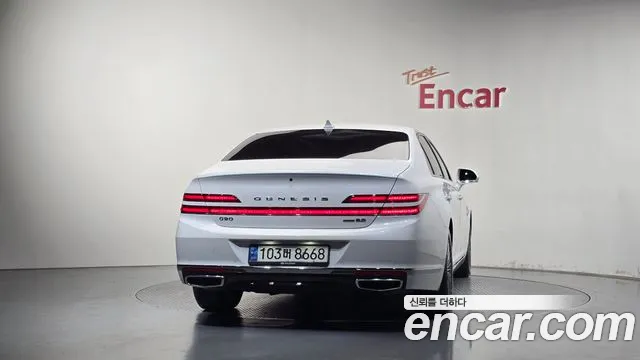 Genesis G90 2019 thumb 3