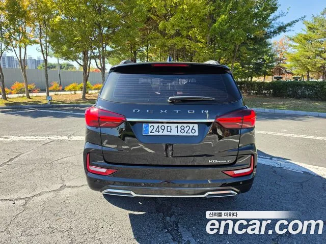 KG_Mobility_Ssangyong Rexton 2023 thumb 4