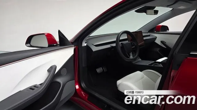 Tesla Model 3 2026 thumb 9