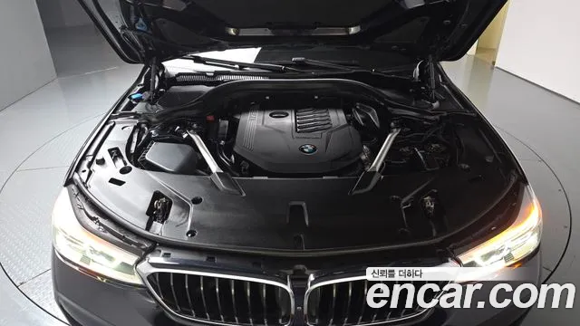 BMW Gran Turismo 2019 thumb 5