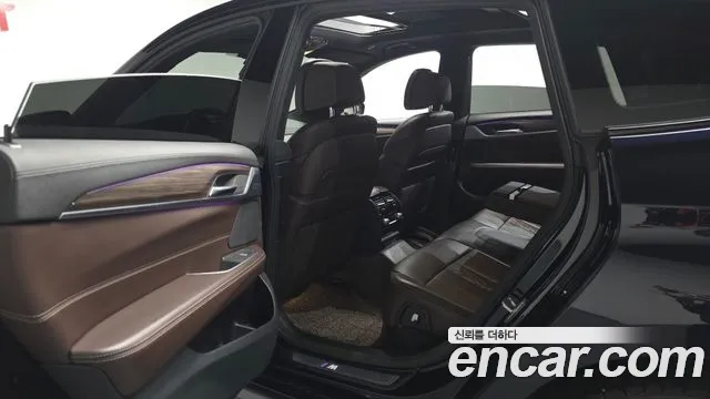 BMW Gran Turismo 2019 thumb 11