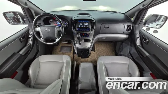 Hyundai Starex 2019 thumb 7