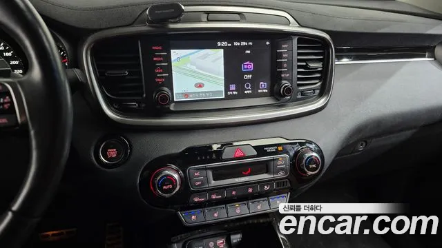 Kia Sorento 2018 thumb 12