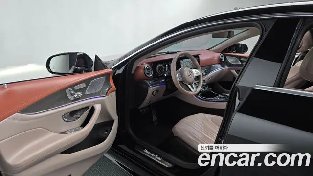 Mercedes-Benz CLS-Class 2019 thumb 10