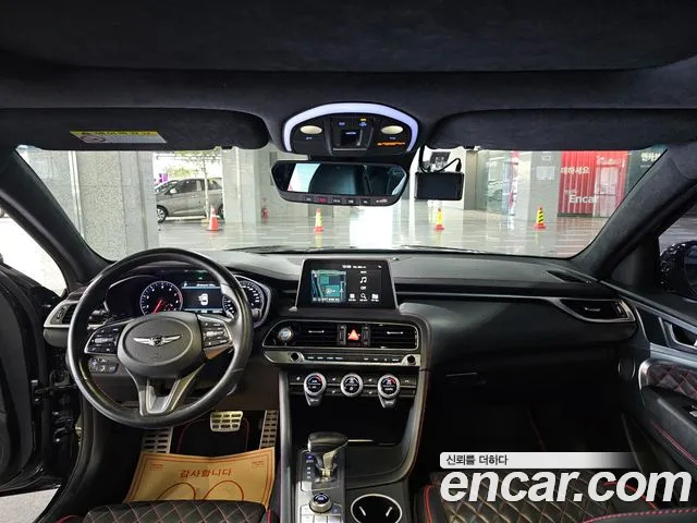 Genesis G70 2018 thumb 5
