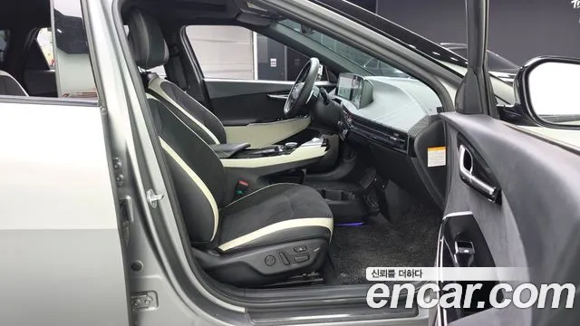 Kia EV6 2022 thumb 11