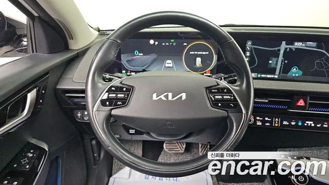Kia EV6 2021 thumb 12