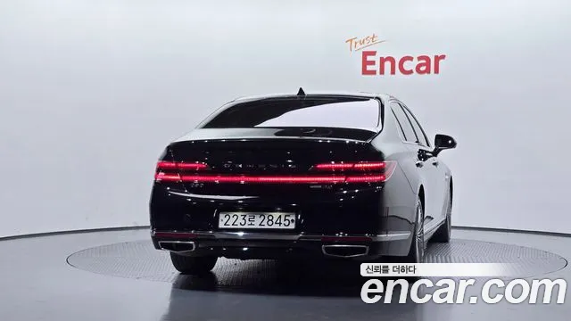 Genesis G90 2019 thumb 4