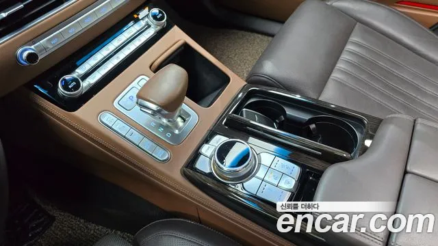 Genesis G90 2019 thumb 9