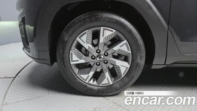 KG_Mobility_Ssangyong Torres 2023 thumb 5