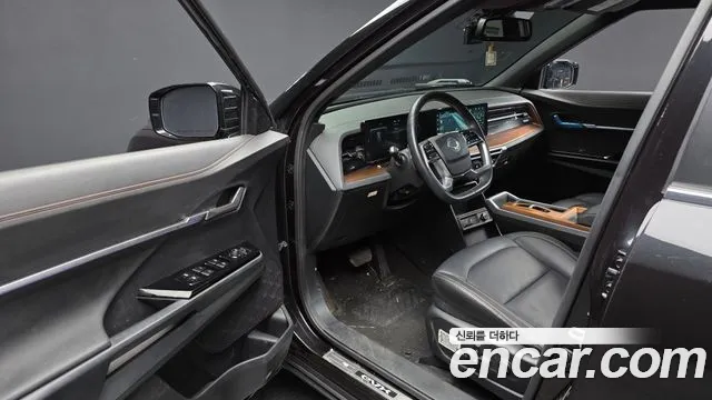 KG_Mobility_Ssangyong Torres 2023 thumb 10