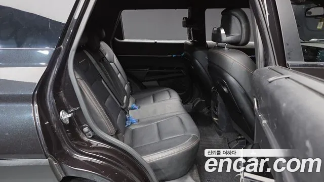 KG_Mobility_Ssangyong Torres 2023 thumb 12