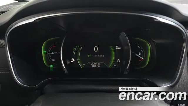 Renault-KoreaSamsung Megane 2018 thumb 8
