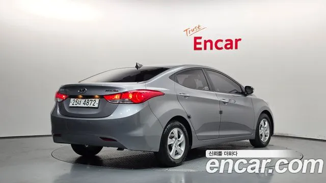 Hyundai Avante 2011 thumb 2
