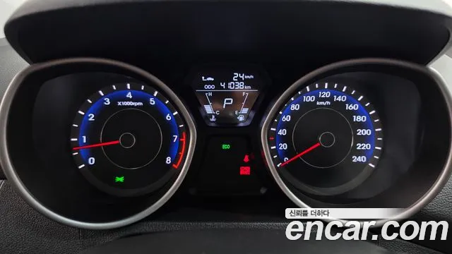 Hyundai Avante 2011 thumb 8