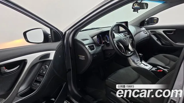 Hyundai Avante 2011 thumb 10