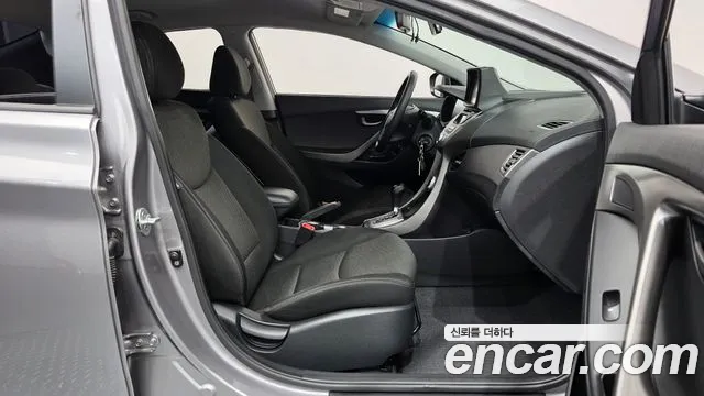 Hyundai Avante 2011 thumb 11