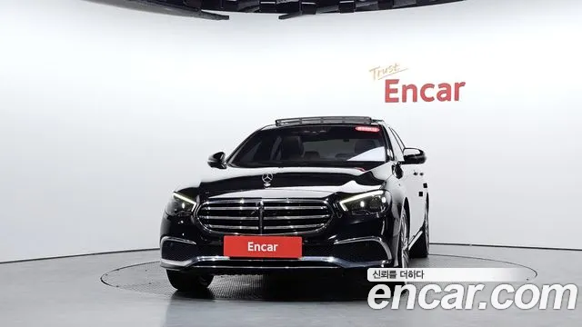 Mercedes-Benz E-Класс 2021 thumb 2