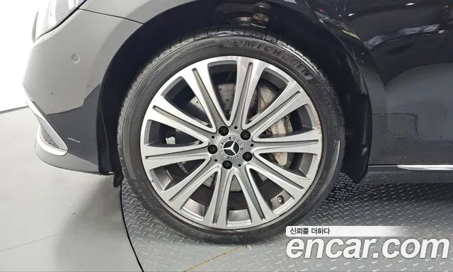 Mercedes-Benz E-Класс 2021 thumb 4