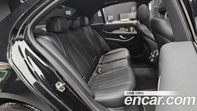 Mercedes-Benz E-Класс 2021 thumb 10