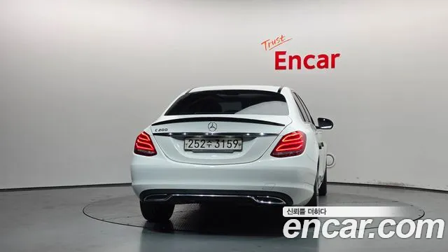 Mercedes-Benz C-Класс 2017 thumb 4