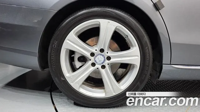 Mercedes-Benz E-Класс 2016 thumb 5