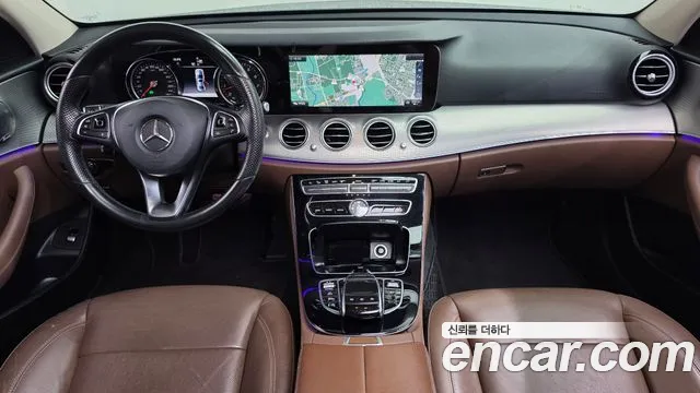 Mercedes-Benz E-Класс 2016 thumb 7