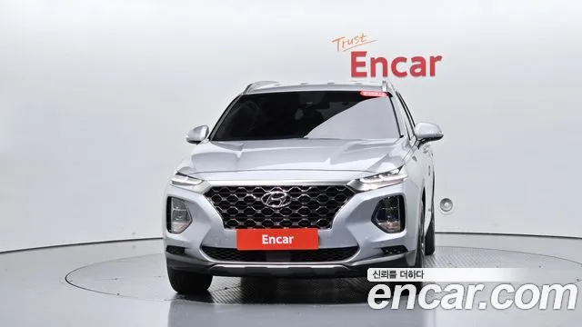 Hyundai Santa Fe 2018 thumb 2