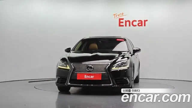 Lexus LS 2015 thumb 2