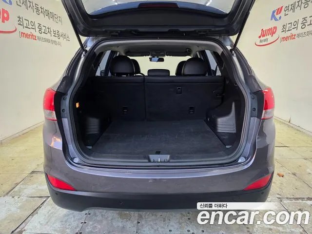 Hyundai Tucson 2011 thumb 8