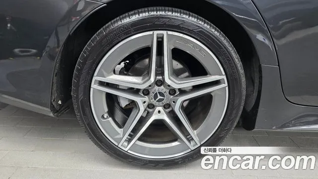 Mercedes-Benz CLS-Class 2019 thumb 5