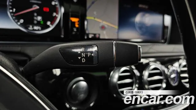 Mercedes-Benz S-Класс 2015 thumb 9