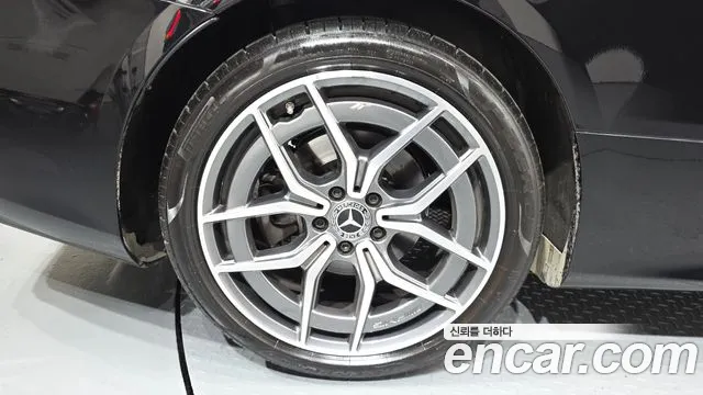 Mercedes-Benz E-Класс 2022 thumb 5