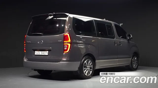 Hyundai Starex 2019 thumb 2