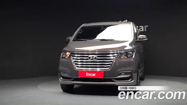 Hyundai Starex 2019 thumb 3