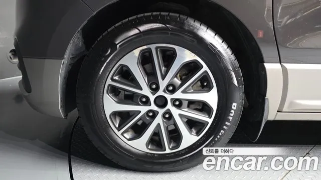 Hyundai Starex 2019 thumb 5