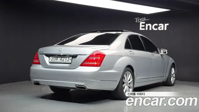 Mercedes-Benz S-Класс 2010 thumb 2