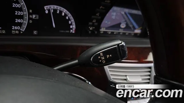 Mercedes-Benz S-Класс 2010 thumb 9