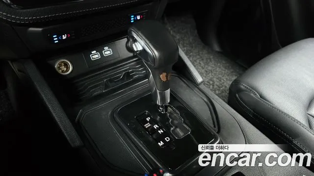 KG_Mobility_Ssangyong Rexton 2022 thumb 8